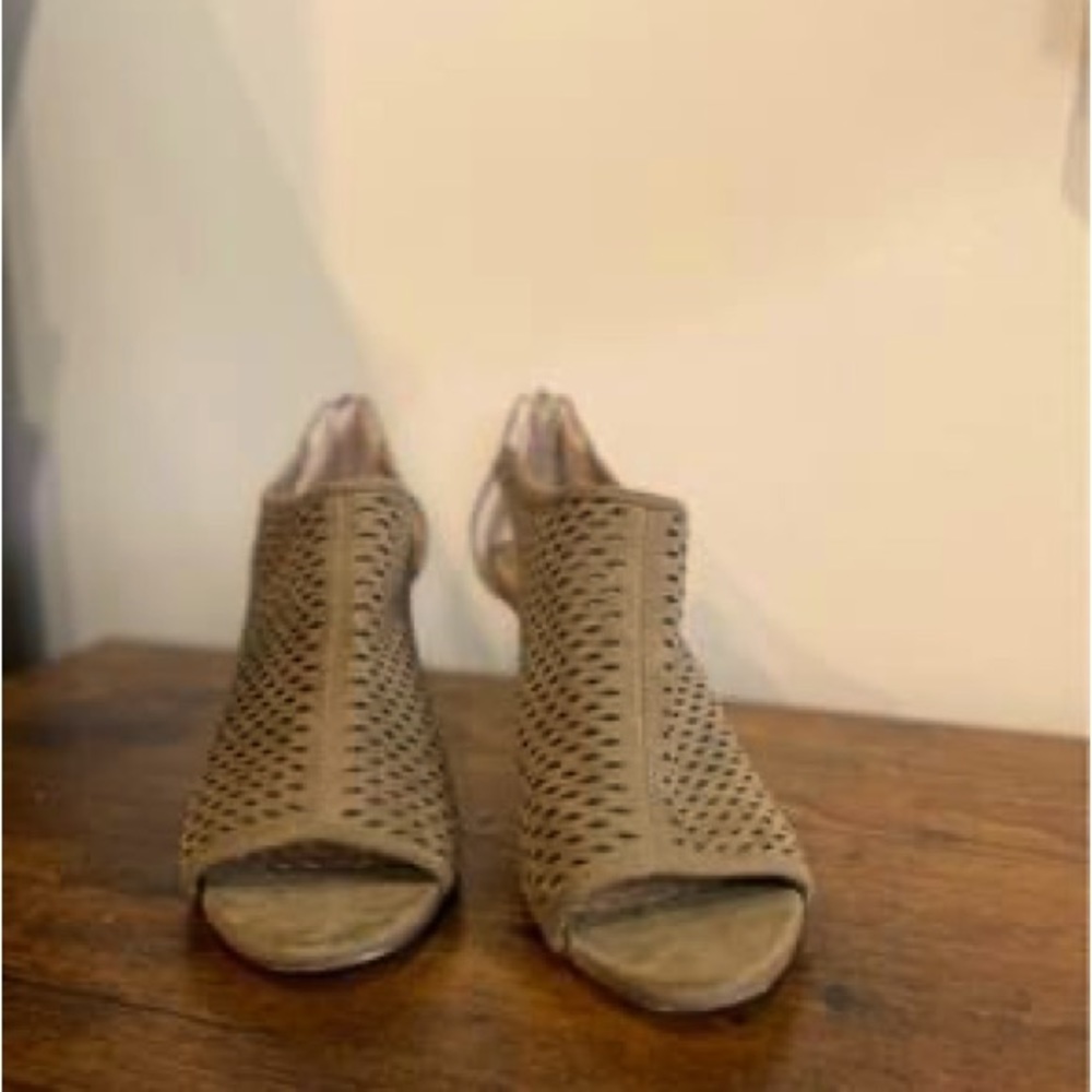 Size 8M Style & co heels. $18.Smoke free home. Olive/Tan color. Worn twice.